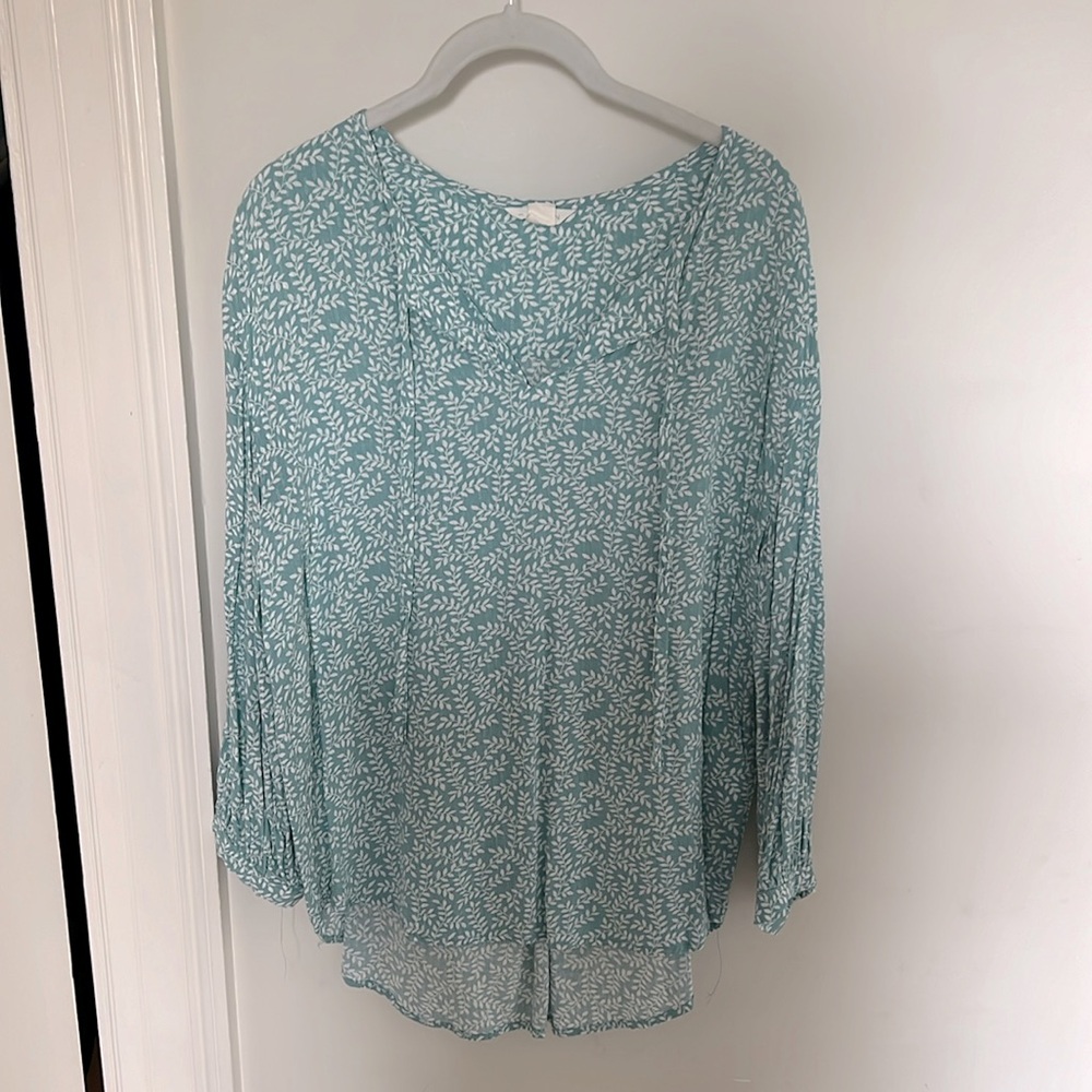 Caslon V neck blouse